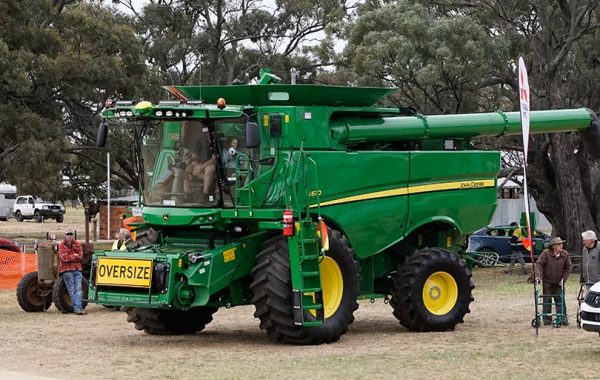 Motor Trucks & Machinery